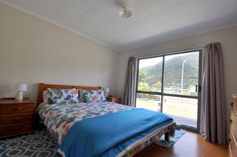 Photo of property in 3 Pauanui Beach Road, Pauanui, Hikuai, 3579