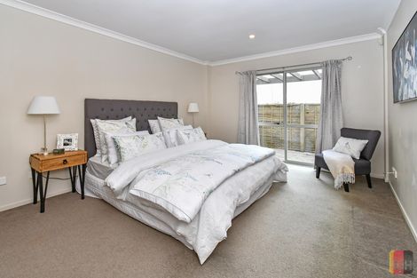 Photo of property in 5 Wairua Place, Pukekohe, 2120