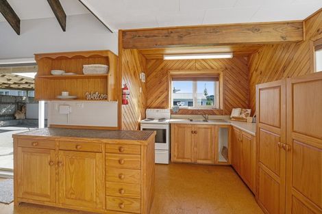 Photo of property in 39 Dixie Street, Te Horo Beach, Otaki, 5581