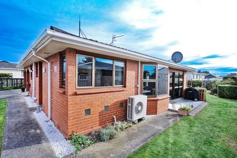 Photo of property in 66 Kildare View, Waikiwi, Invercargill, 9810