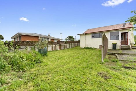 Photo of property in 72 Avenue Road, Foxton, 4814