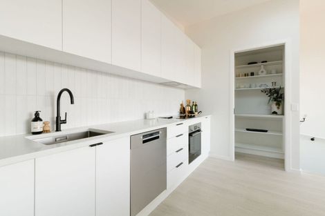 Photo of property in 119 Tiketike Way, Brooklyn, Wellington, 6021