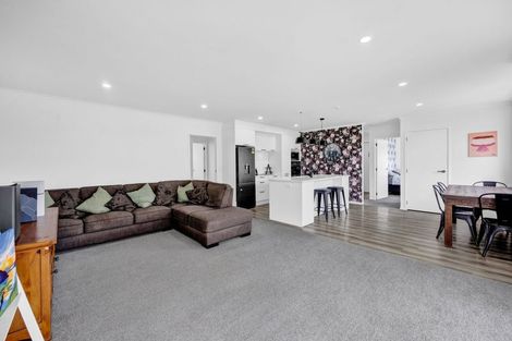 Photo of property in 42 County Drive, Hawera, 4610