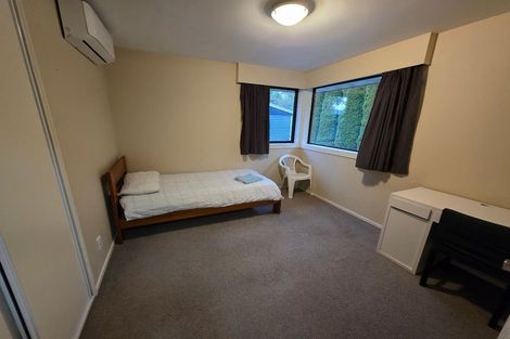 Photo of property in 15 Highland Place, Avonhead, Christchurch, 8042