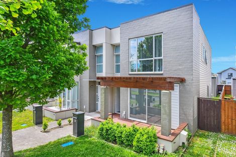 Photo of property in 11 Hakawai Avenue, Takanini, 2112