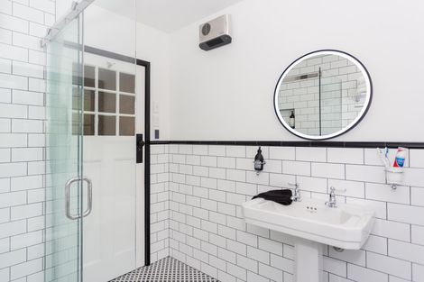 Photo of property in 45 Severn Street, Oamaru, 9400