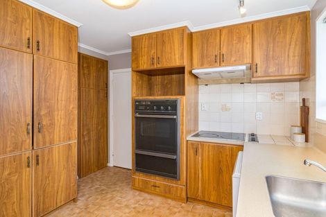 Photo of property in 10 Kinmont Crescent, Kinmont Park, Mosgiel, 9024