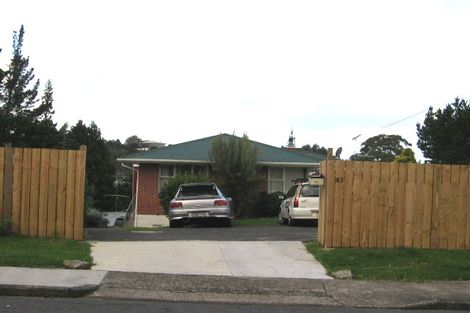 Photo of property in 43 Mcclintock Road, Massey, Auckland, 0614