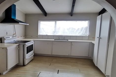 Photo of property in 2/18 Craigbank Avenue, New Lynn, Auckland, 0600