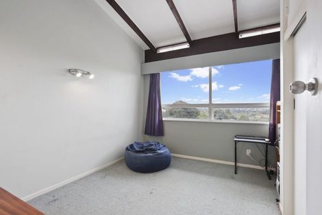 Photo of property in 3 Hartley Terrace, Massey, Auckland, 0614