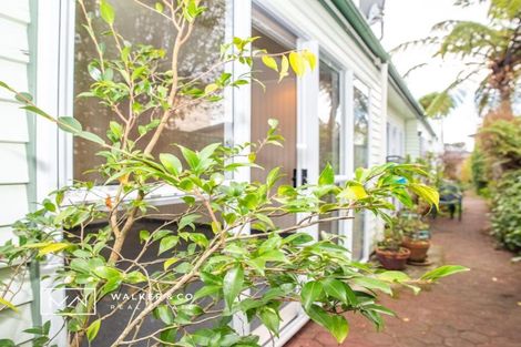 Photo of property in 1/33 Cambridge Terrace, Waiwhetu, Lower Hutt, 5010