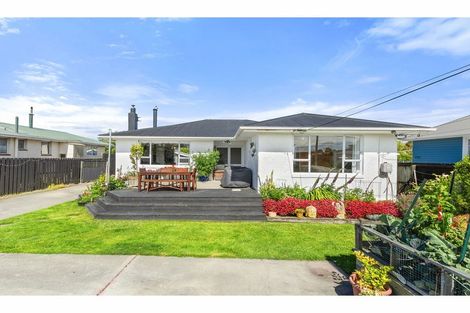 Photo of property in 72 Saint Johns Street, Woolston, Christchurch, 8062