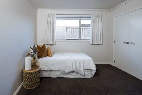 Photo of property in 142 Saint James Drive, Huntington, Hamilton, 3210