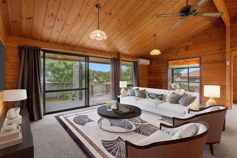 Photo of property in 37 Cameron Road, Te Puke, 3119