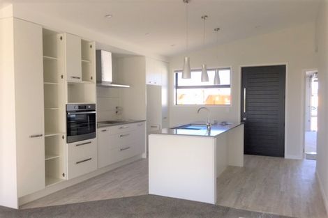 Photo of property in 42 Cupples Street, Papamoa Beach, Papamoa, 3118