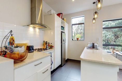 Photo of property in 15 San Sebastian Road, Kelburn, Wellington, 6012