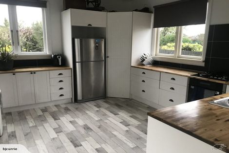 Photo of property in 63 Lyndhurst Street, Takaro, Palmerston North, 4412