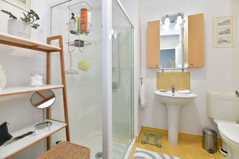 Photo of property in 13/3 Riverside Road, Orewa, 0931