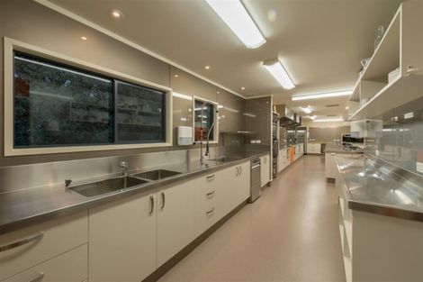 Photo of property in 2 Cochrane Drive, Kerikeri, 0230