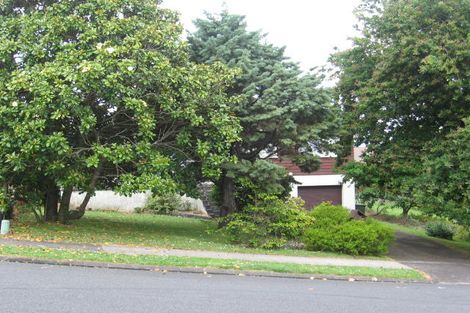 Photo of property in 49 Riverhills Avenue, Pakuranga Heights, Auckland, 2010