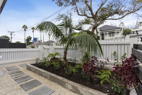 Photo of property in 16 Ireland Street, Freemans Bay, Auckland, 1011