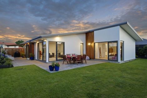 Photo of property in 199 Cavendish Road, Casebrook, Christchurch, 8051