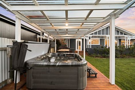 Photo of property in 11 Pearsons Avenue, Claudelands, Hamilton, 3214