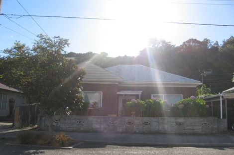 Photo of property in 33 Riddlers Crescent, Petone, Lower Hutt, 5012