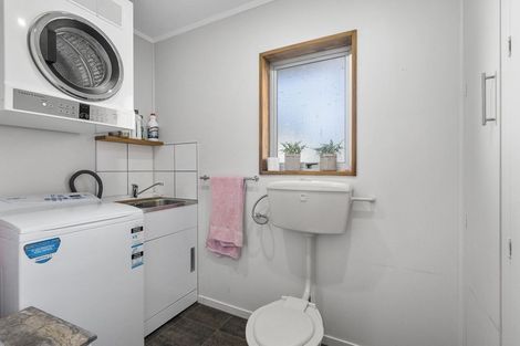 Photo of property in 22 Tiratu Road, Dannevirke, 4976