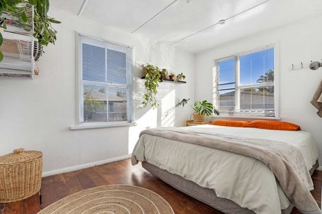 Photo of property in 1/32 Waterview Road East, Papakura, 2112