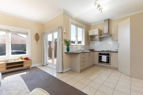 Photo of property in 379b West Coast Road, Glen Eden, Auckland, 0602