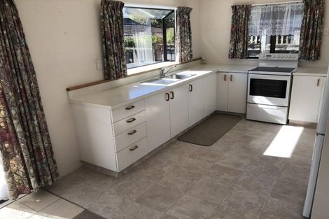 Photo of property in 2/12 Raukawa Street, Stokes Valley, Lower Hutt, 5019