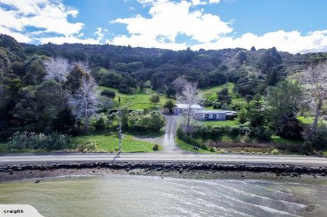 Photo of property in 100 Motukaraka Point Road, Kohukohu, 0491