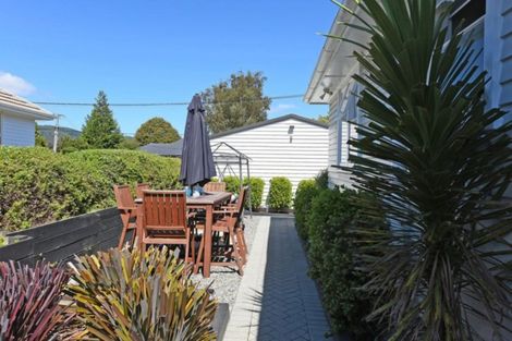 Photo of property in 30 Sheridan Crescent, Trentham, Upper Hutt, 5018