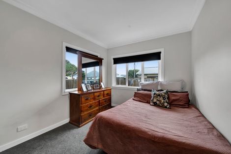 Photo of property in 17 Upjohn Street, Brooklands, New Plymouth, 4310