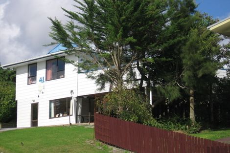 Photo of property in 41 Lavelle Road, Henderson, Auckland, 0612