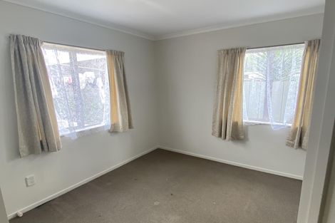 Photo of property in 5 Tiraumea Drive, Pakuranga, Auckland, 2010