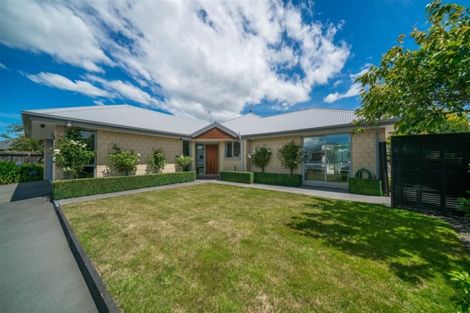 Photo of property in 11 Goldie Place, Rolleston, 7614