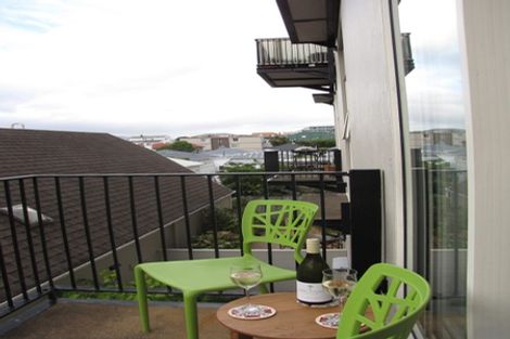 Photo of property in 8/37 Majoribanks Street, Mount Victoria, Wellington, 6011