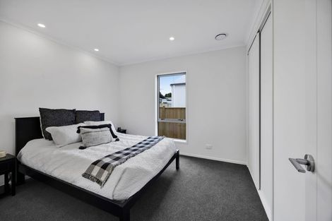 Photo of property in 9 Horoeka Street, Inglewood, 4330