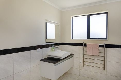 Photo of property in 22 North Ridge Drive, Oamaru North, Oamaru, 9400