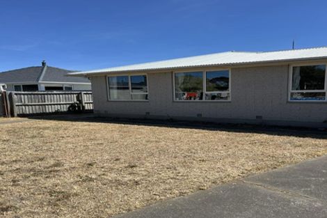 Photo of property in 102 Effingham Street, North New Brighton, Christchurch, 8083
