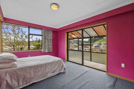 Photo of property in 10 Weir Street, Green Island, Dunedin, 9018