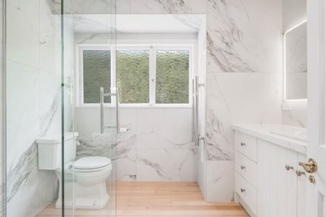 Photo of property in 23 Motuora Road, Manly, Whangaparaoa, 0930