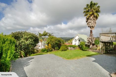 Photo of property in 10 Rautawhiri Road, Helensville, 0800