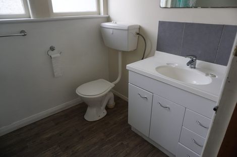 Photo of property in 52 Lipscombe Crescent, Havelock North, 4130