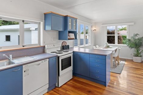 Photo of property in 7 Madden Place, Solway, Masterton, 5810