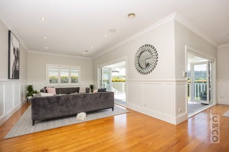 Photo of property in 39 Albert Street, Riverhead, 0820