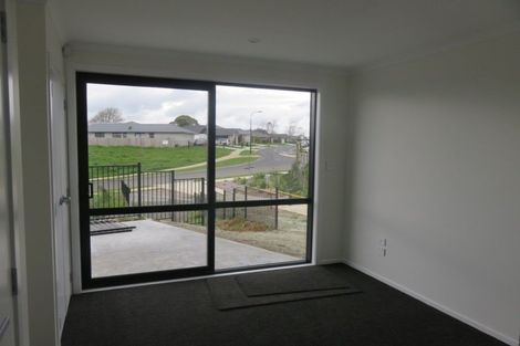 Photo of property in 16 Te Tiireke Drive, Glenview, Hamilton, 3206