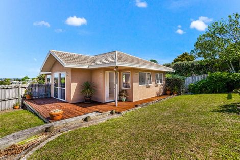 Photo of property in 251b Royal Road, Massey, Auckland, 0614
